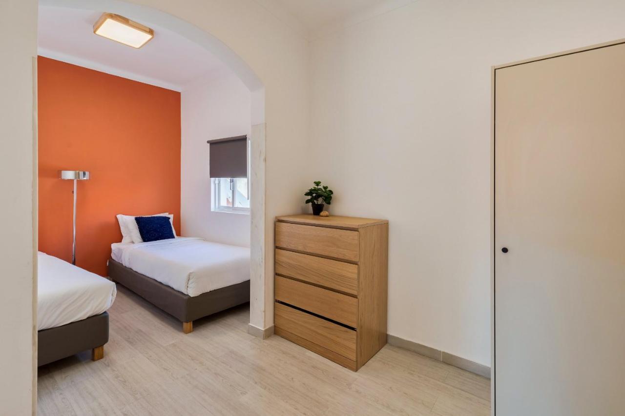 Omega Apartment Сетубал Екстер'єр фото