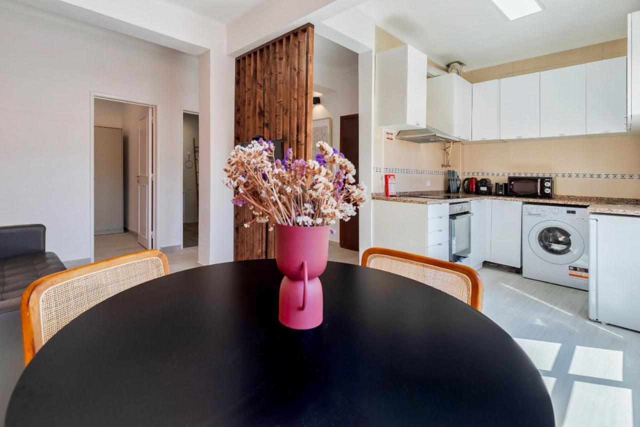 Omega Apartment Сетубал Екстер'єр фото